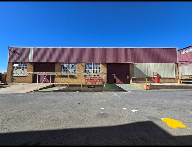 9,058M² FACTORY FOR SALE IN TUNNEY